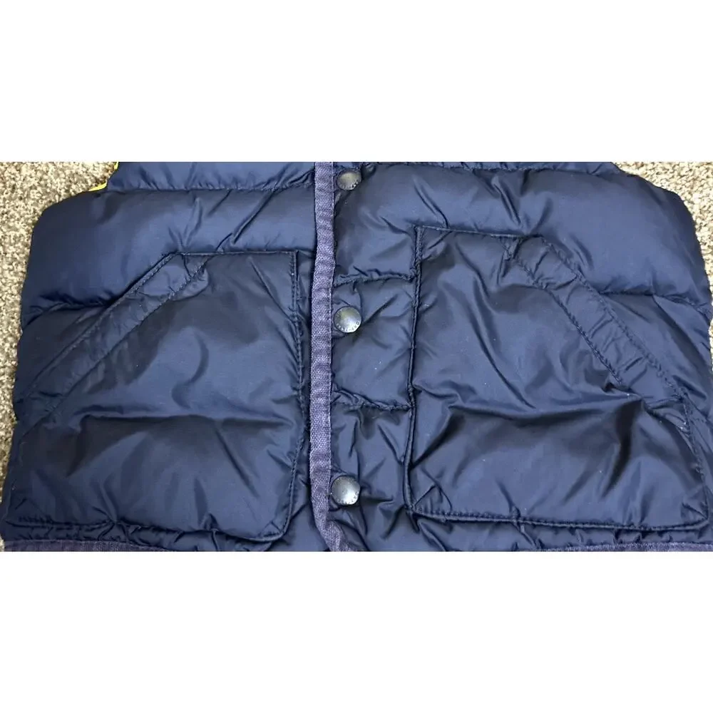 BABY GAP PUFFER VEST. Unisex. Striped Lining. Side Zip Pockets. Size 2 years